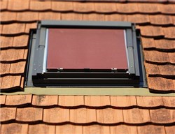 Dachfenster mit Hitzeschutz